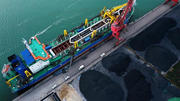 توقف صادرات زغال سنگ دریایی روسیه
